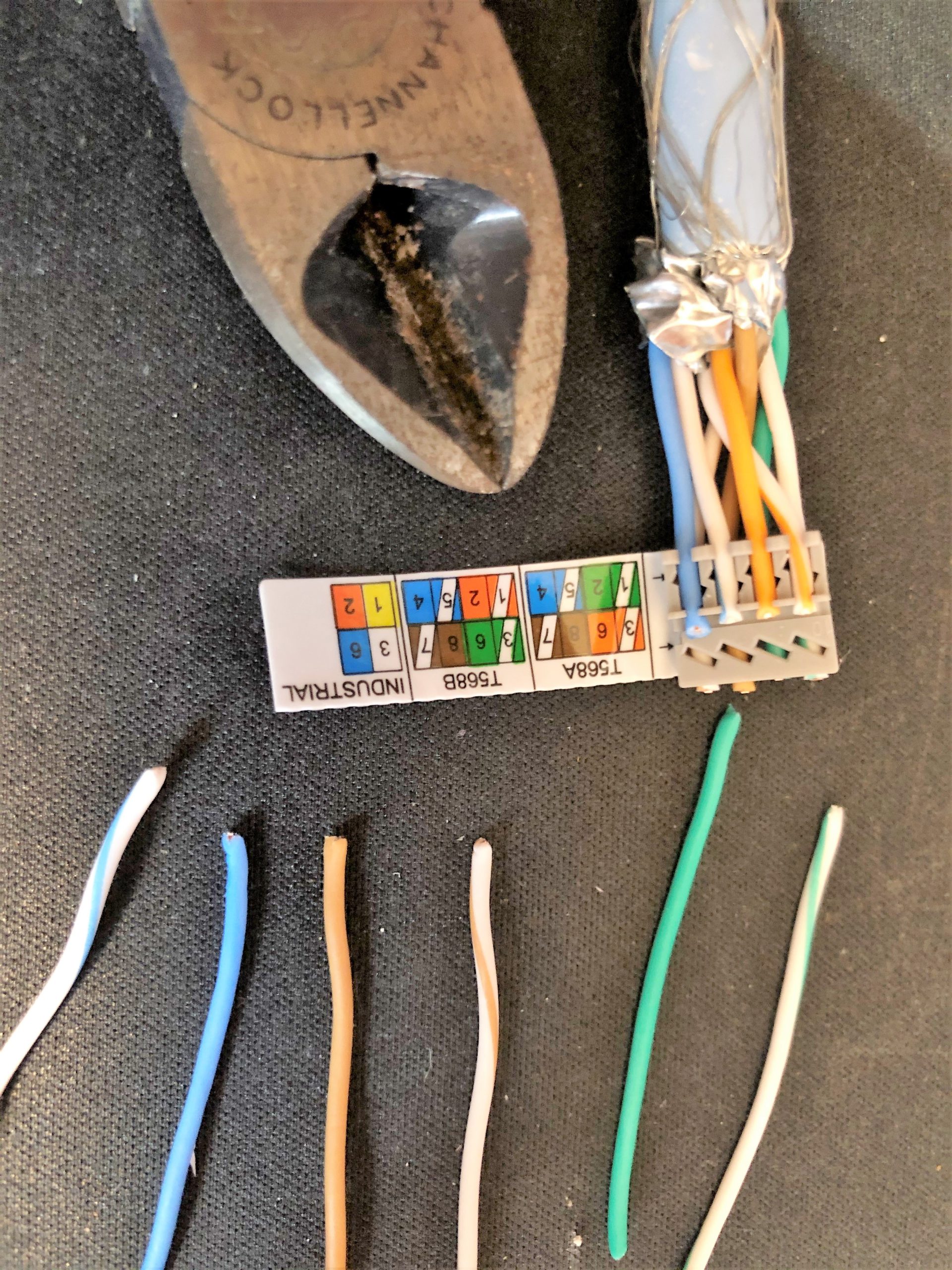 Cut wires 07